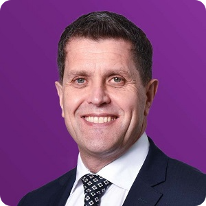 Image of Colin Rowe, Managing Director, Private Clients
